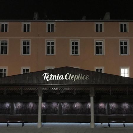 Apartament Przy Promenadzie Jelenia Gora Exterior photo